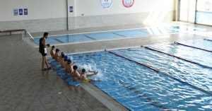 Yüzme havuzu yetişkinlere açılıyor