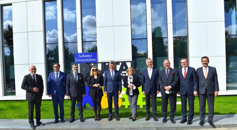 Güler Sabancı: Dijital Kampüs ile  Türkiye’de bir ilki gerçekleştirdik