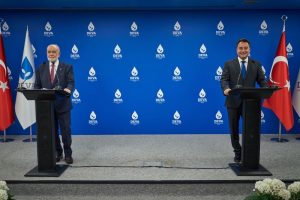 ALİ BABACAN:  ‘Sayın Erdoğan’ı çarşıya çıkıp insanların arasına karışmaya çağırıyoruz’