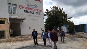 Bursa İl Milli Eğitim Müdür Yardımcısı Necdet Sezer incelemelerde bulundu.