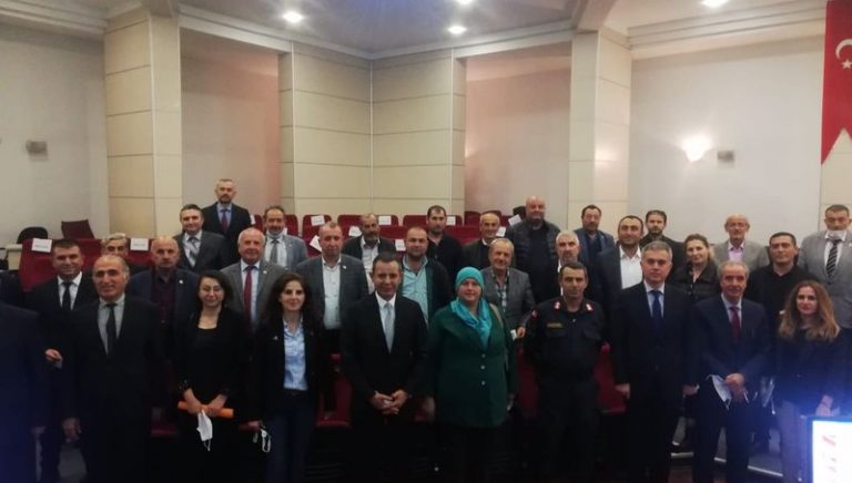Kaymakam muhtarlar gününü kutladı