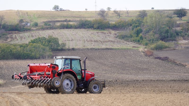 Krizden çıkmanın tek yolu her alanda üretmek