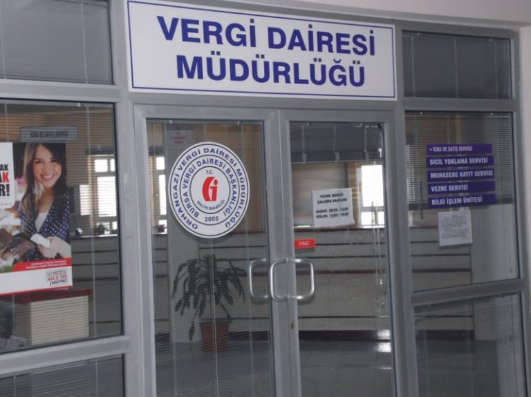 Geçici gelir ve kurum beyannamelerinde süre uzatıldı