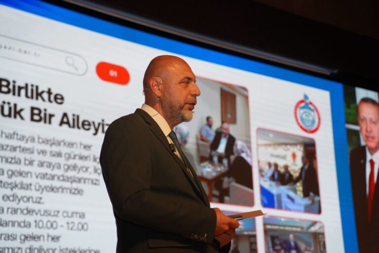 Başkan Bekir Aydın, AK Parti Bursa 59. İl Danışma Meclisi’nde Sosyal Belediyecilik Vizyonunu Anlattı