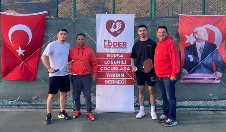 Cumhuriyet Kupası Tenis Turnuvası’ndan Lösemili Çocuklara Destek
