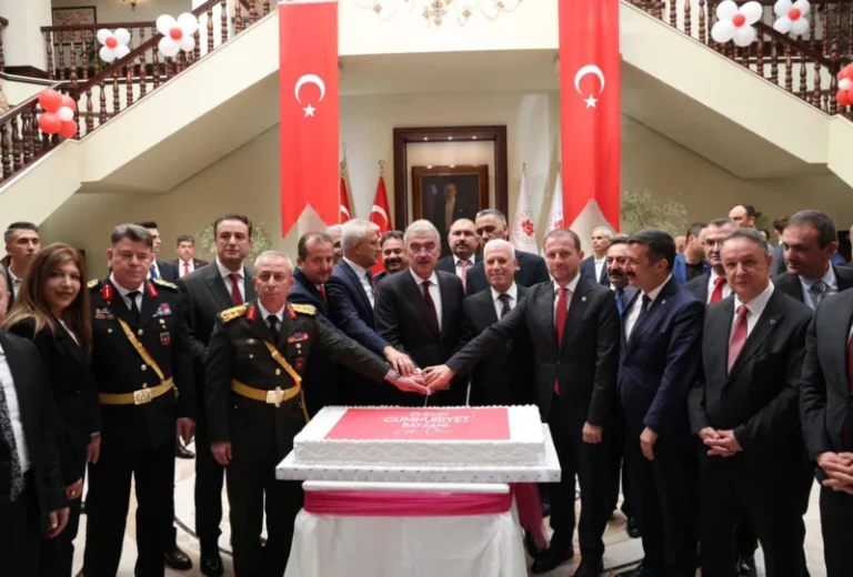 Bursa’da Cumhuriyet Bayramı coşkusu