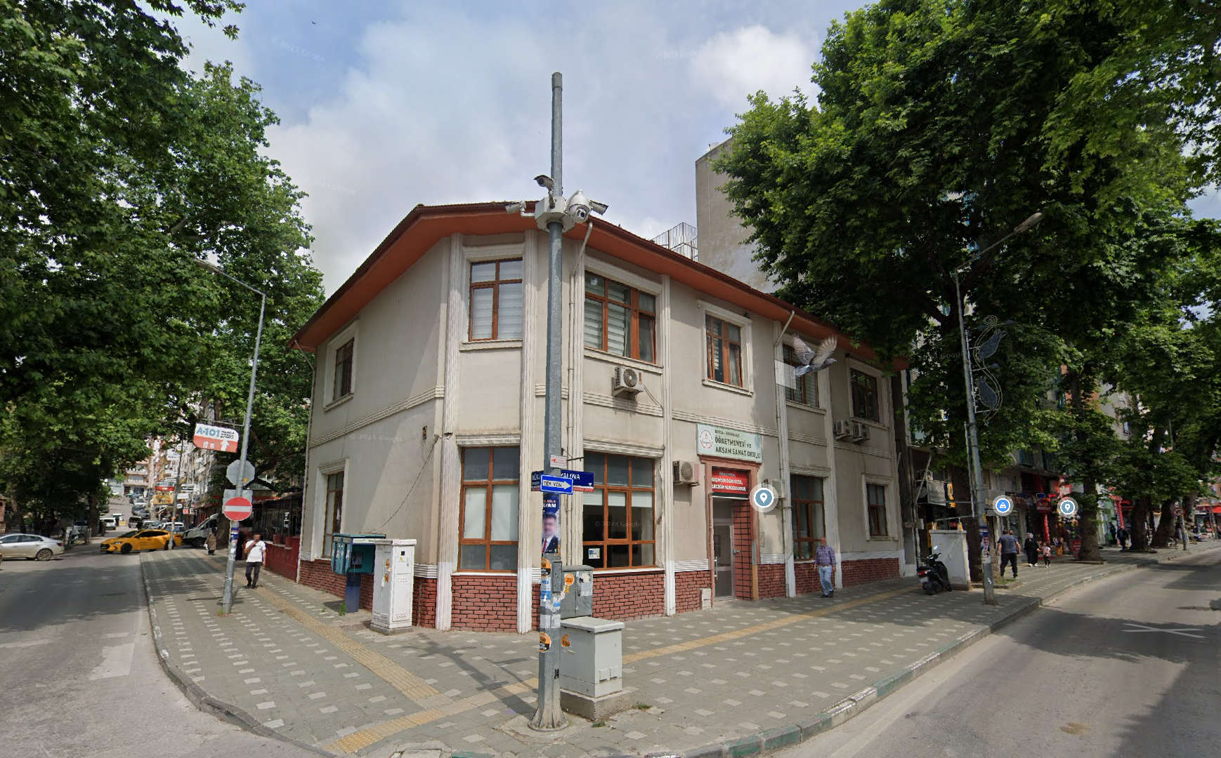 Orhangazi Öğretmenevi Kafeteryası 10 Yıllığına İhaleye Çıkıyor