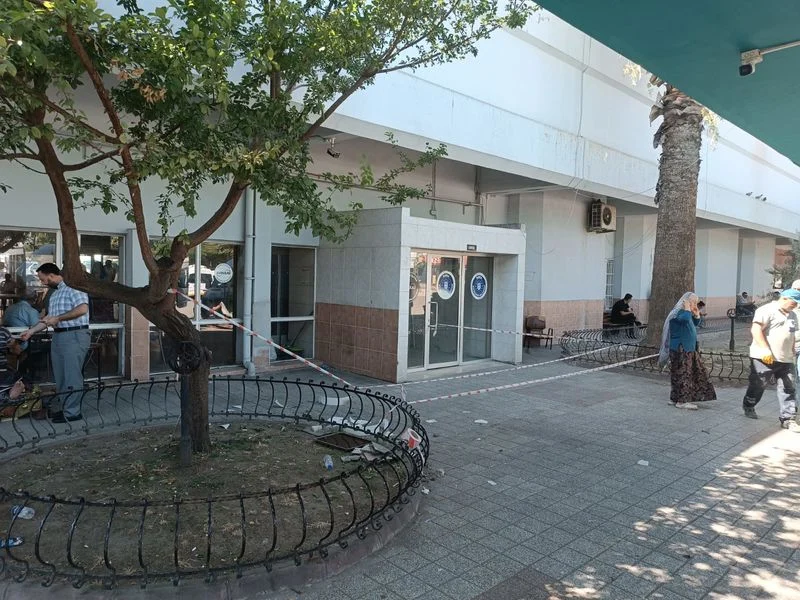 Terminal Yıkımı Krize Dönüştü: Esnaf Ayakta