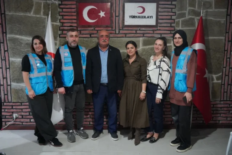 Orhangazi Belediyesi’nden Kızılay Haftası Ziyareti