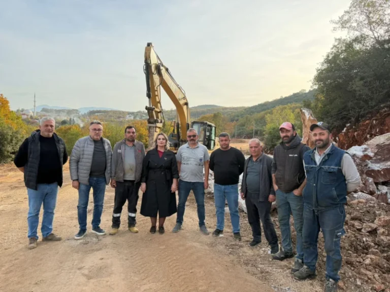 Fındıklı–Hamzalı Yolunda Genişletme Çalışmaları Hızla Sürüyor