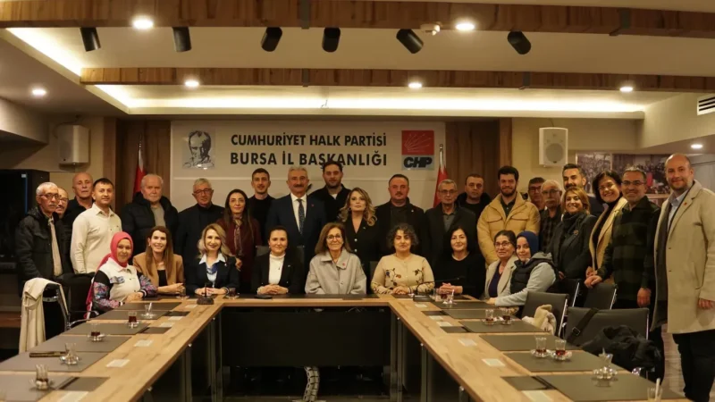 CHP Orhangazi İlçe Başkanı Berna İl’den Nihat Yeşiltaş’a Nezaket Ziyareti