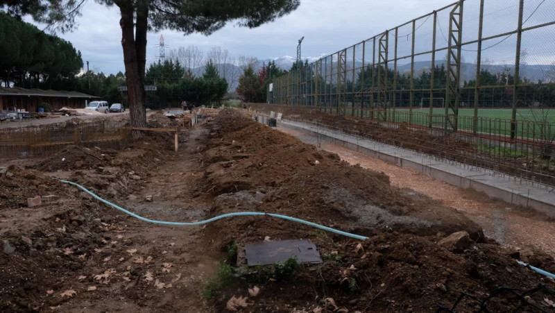 Orhangazi Sahiline Gençlik Merkezi İnşaatı Hız Kazandı