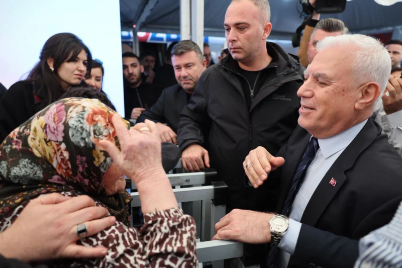 Başkan Mustafa Bozbey : Kimse hizmet aşkımızı engelleyemez