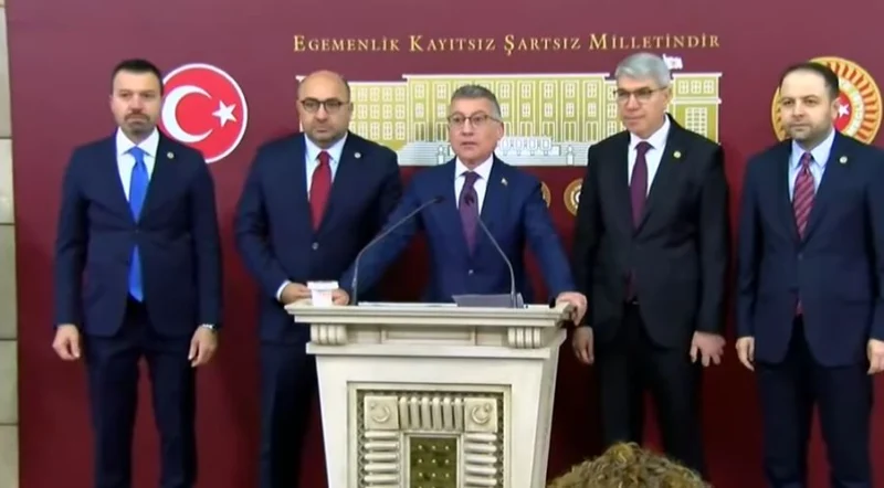 En Düşük Emekli Maaşı 2026 İçin 20 Bin TL’ye Yükseltiliyor