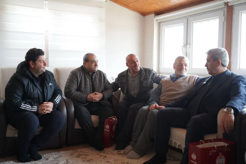 Büyük Aile Fatih Mahallesi’nde Sahaya İndi