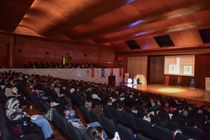 Gençler Büyükşehir’le KPSS’ye hazırlanıyor