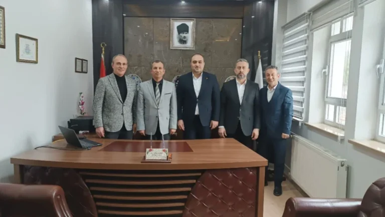 AK Parti Orhangazi’den Eğitim Yatırımlarına Yönelik Açıklama