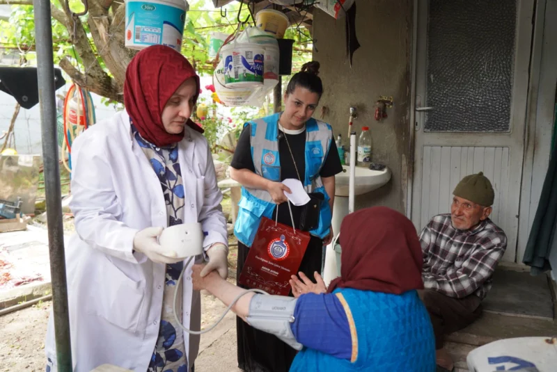 BüyükAile Projesi Mahmudiye’de Üçüncü Kez Sahaya İndi