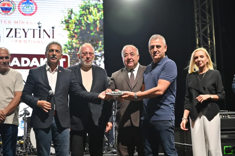 Gemlik Zeytini Festivali’nde Rekor: 1 Kilo Zeytin 77 Bin Liraya Alıcı Buldu