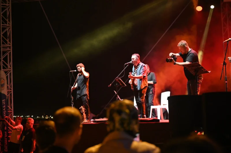 33. Uluslararası Gemlik Zeytini Festivali’nde Apolas Lermi Rüzgarı Esti