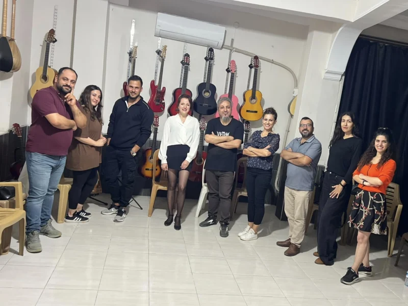 Hatay’da Mesai Bitiyor, Sahne Başlıyor! “İş Çıkışı Tiyatro” Defne’de Hayat Buldu